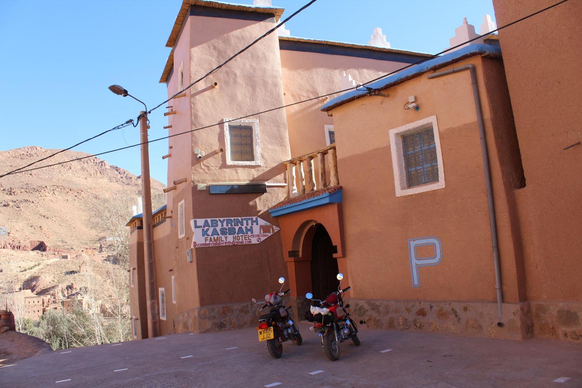 Отель Labyrinth Kasbah Dades Ait Ben Ali Экстерьер фото